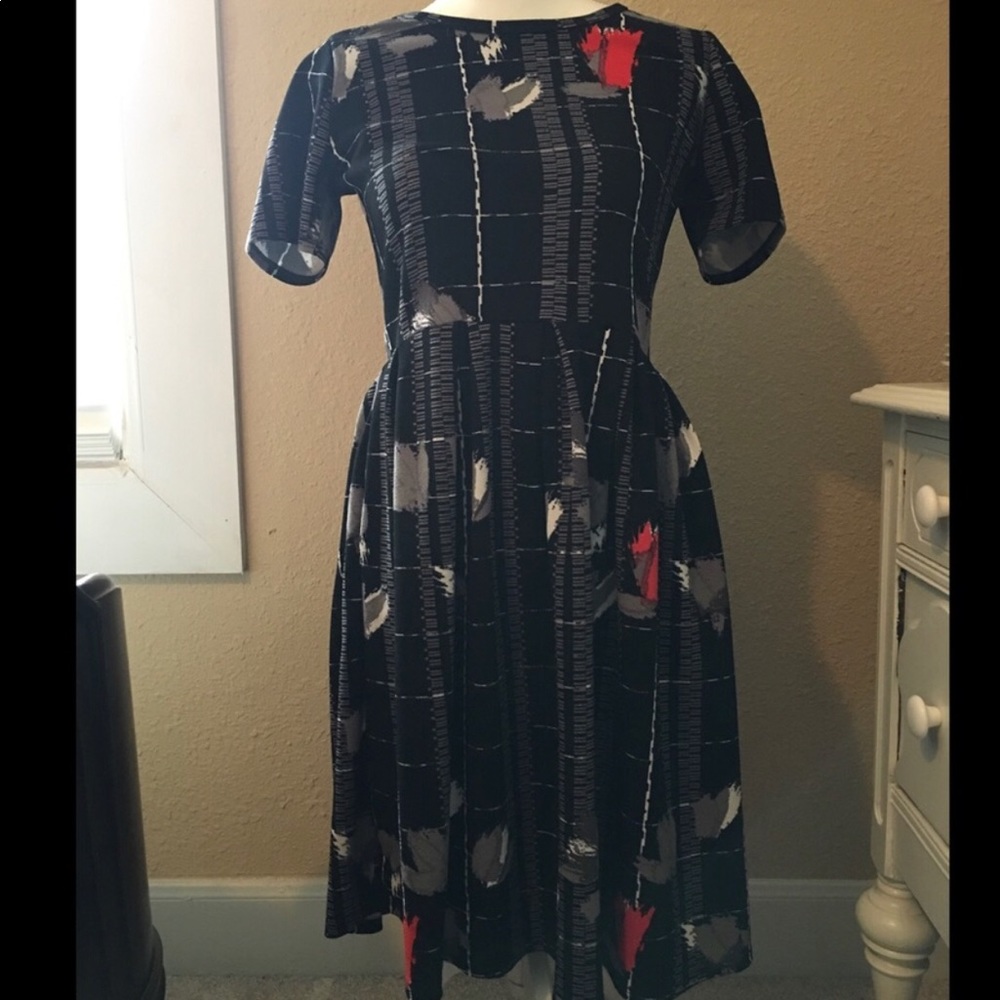 LuLaRoe Amelia Dress